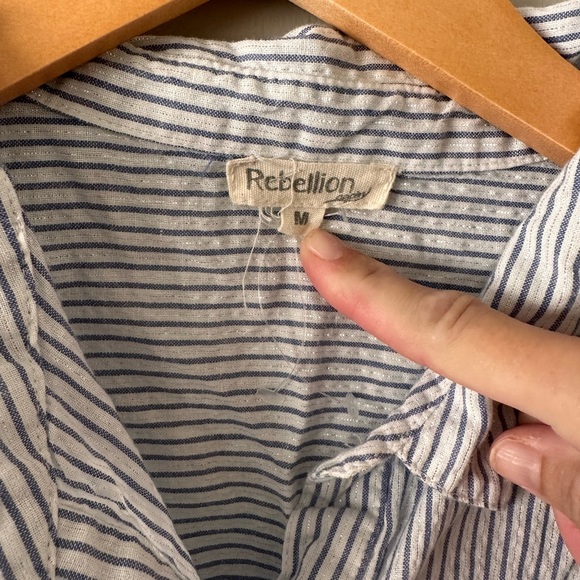 rebellion striped tie front shirt - Picture 4 of 4